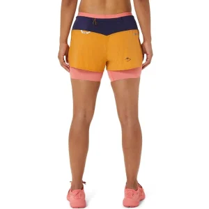 ASICS FUJITRAIL 2-N-1 SHORT W SANDSTORM/PAPAYA en france 10